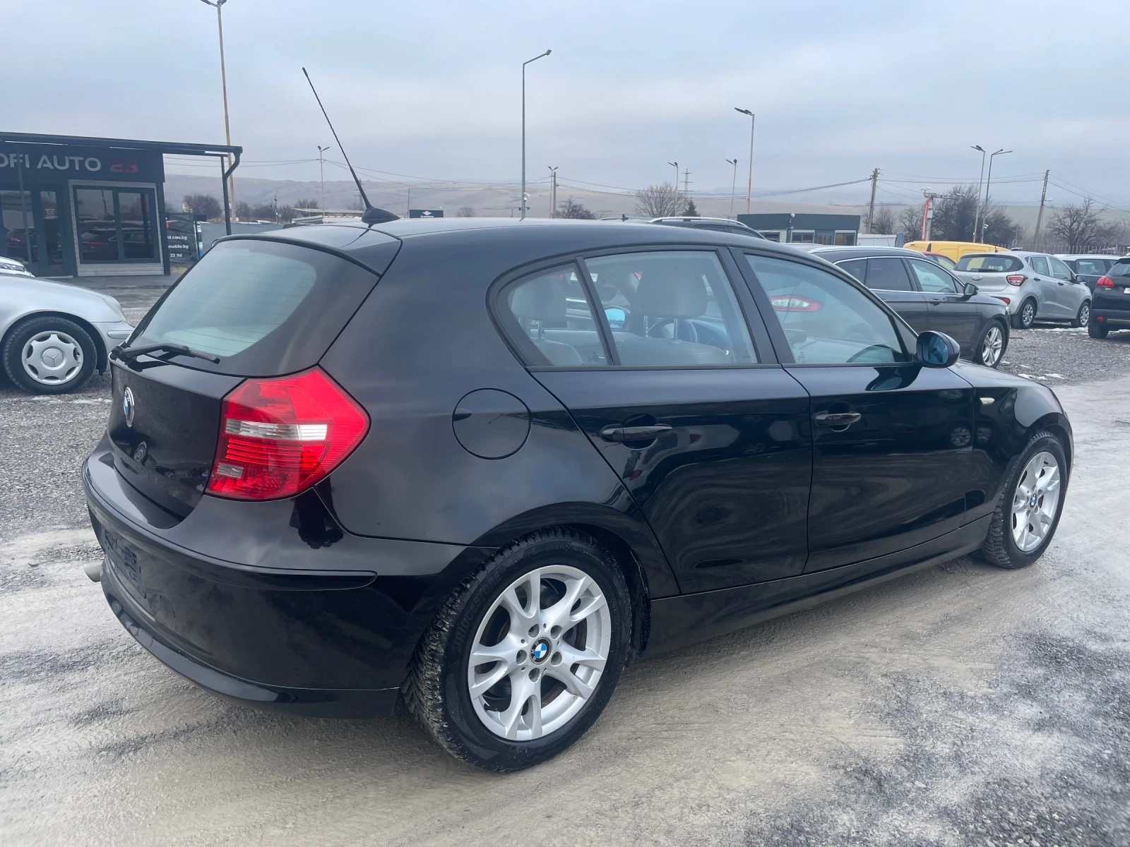 BMW 118 D FACE NAVI BI-XENON ���� ��� | Mobile.bg � ����������� 12