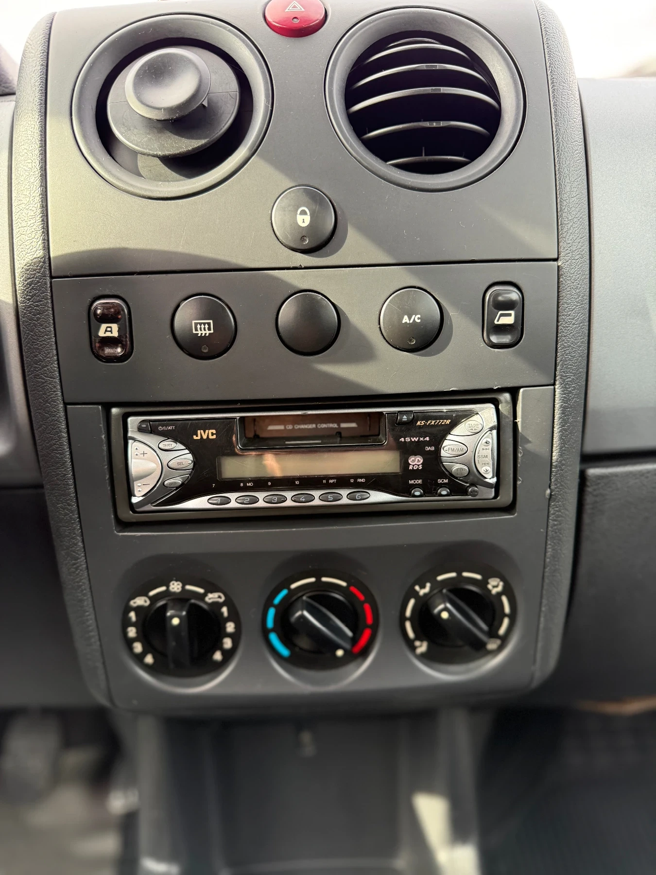 Peugeot Partner 1.6HDI 90�� �������� | Mobile.bg � ����������� 13