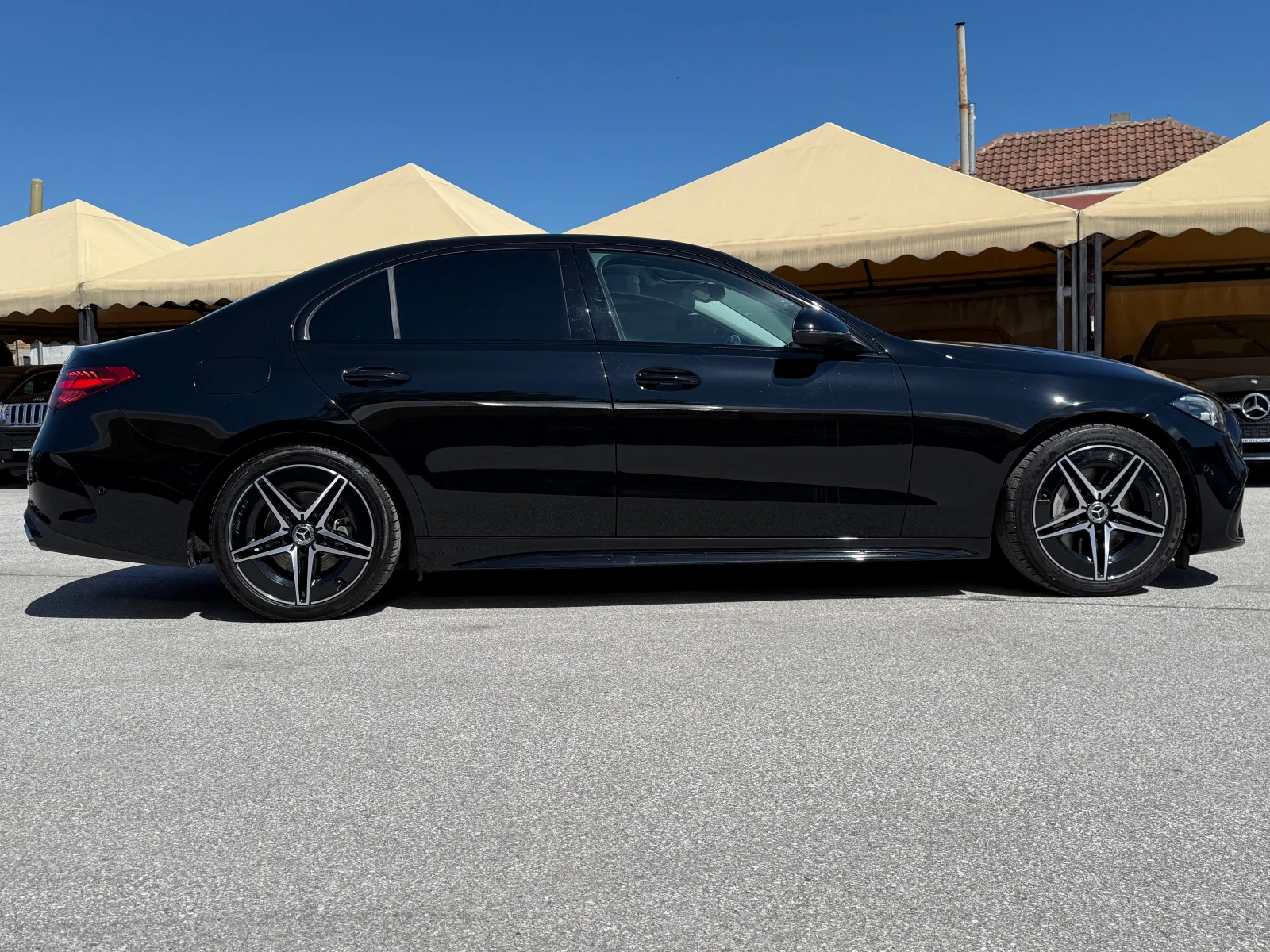 Mercedes-Benz C 220 d 4-MATIC AMG FULLL !!!! 100% РЕАЛНИ КИЛОМЕТРИ !!!, снимка 4 - Автомобили и джипове - 53736795