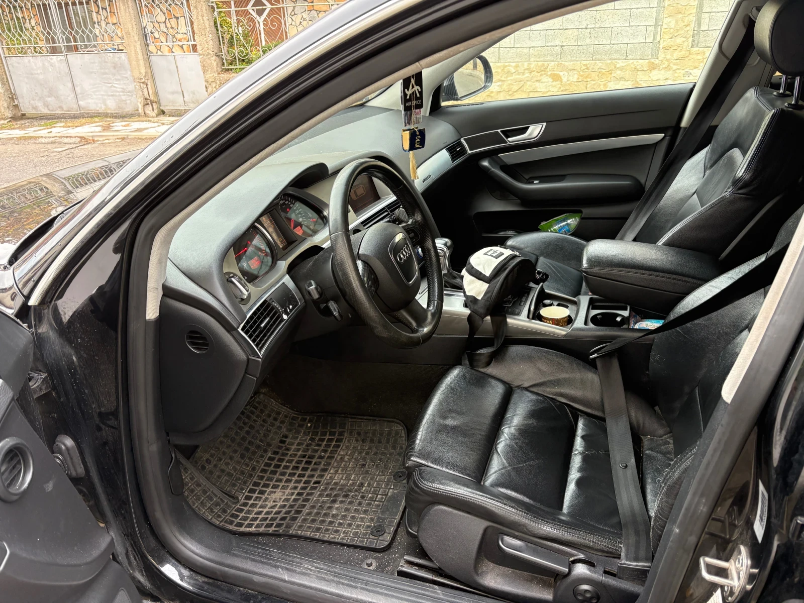 Audi A6 3000, снимка 6 - Автомобили и джипове - 54667303