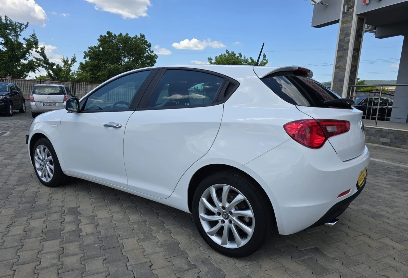 Alfa Romeo Giulietta 2.0D 150kc euro6 , снимка 6 - Автомобили и джипове - 54969134