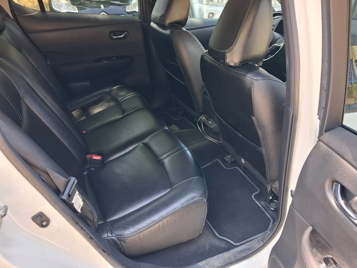 Nissan Leaf  62kW, ProPilot, OTA Update, снимка 17 - Автомобили и джипове - 55535399