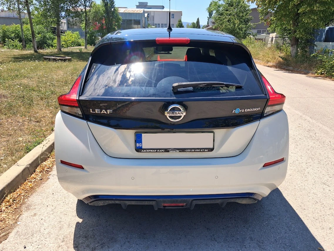 Nissan Leaf  62kW, ProPilot, OTA Update, снимка 6 - Автомобили и джипове - 55535399