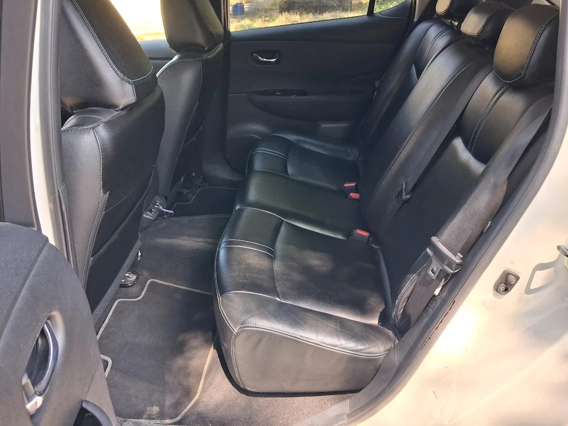Nissan Leaf  62kW, ProPilot, OTA Update, снимка 15 - Автомобили и джипове - 55535399