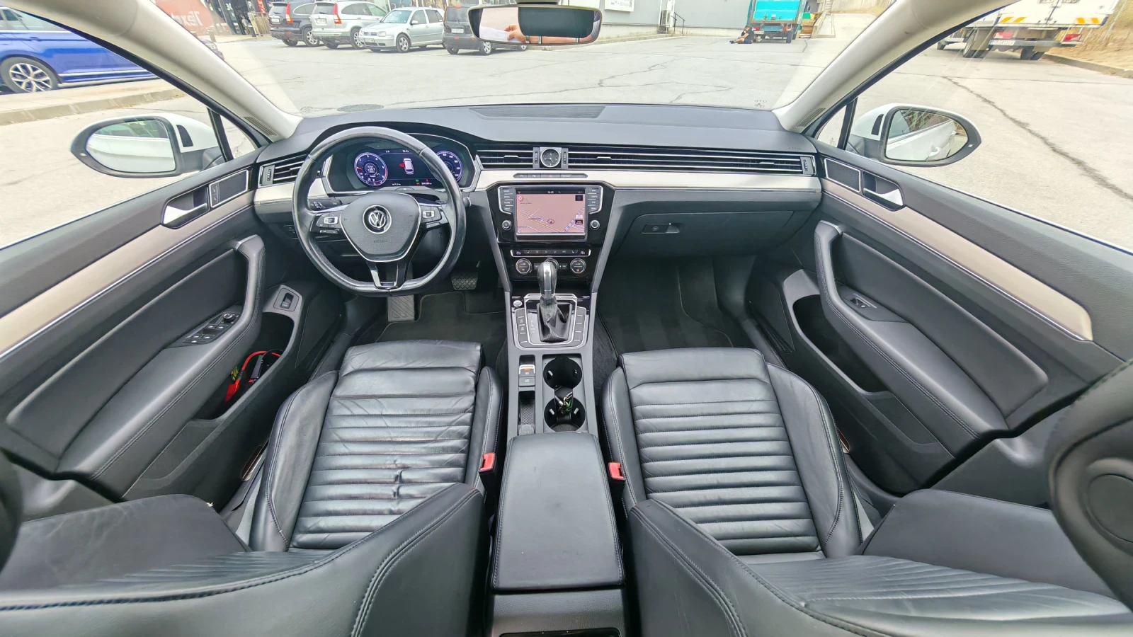VW Passat 2.0TDi 4Motion HIGH LINE 190кс Швейцария , снимка 9 - Автомобили и джипове - 55791197