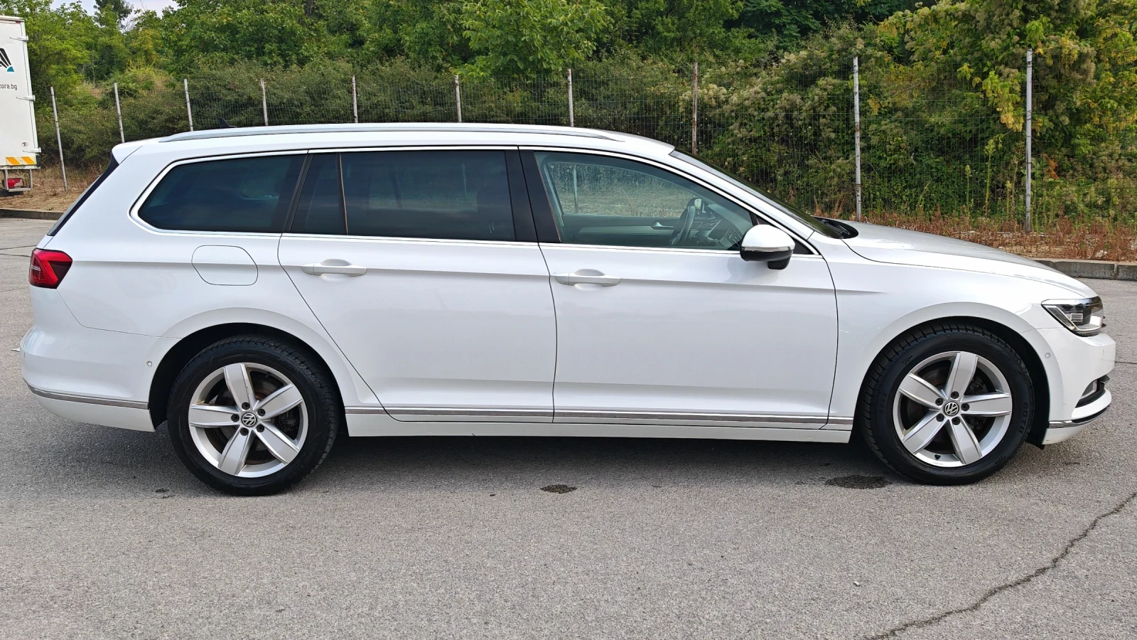 VW Passat 2.0TDi 4Motion HIGH LINE 190кс Швейцария , снимка 4 - Автомобили и джипове - 55791197