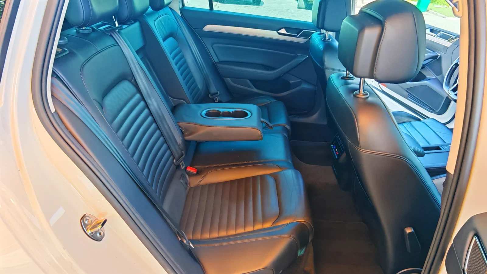 VW Passat 2.0TDi 4Motion HIGH LINE 190�� ���������  | Mobile.bg � ����������� 11