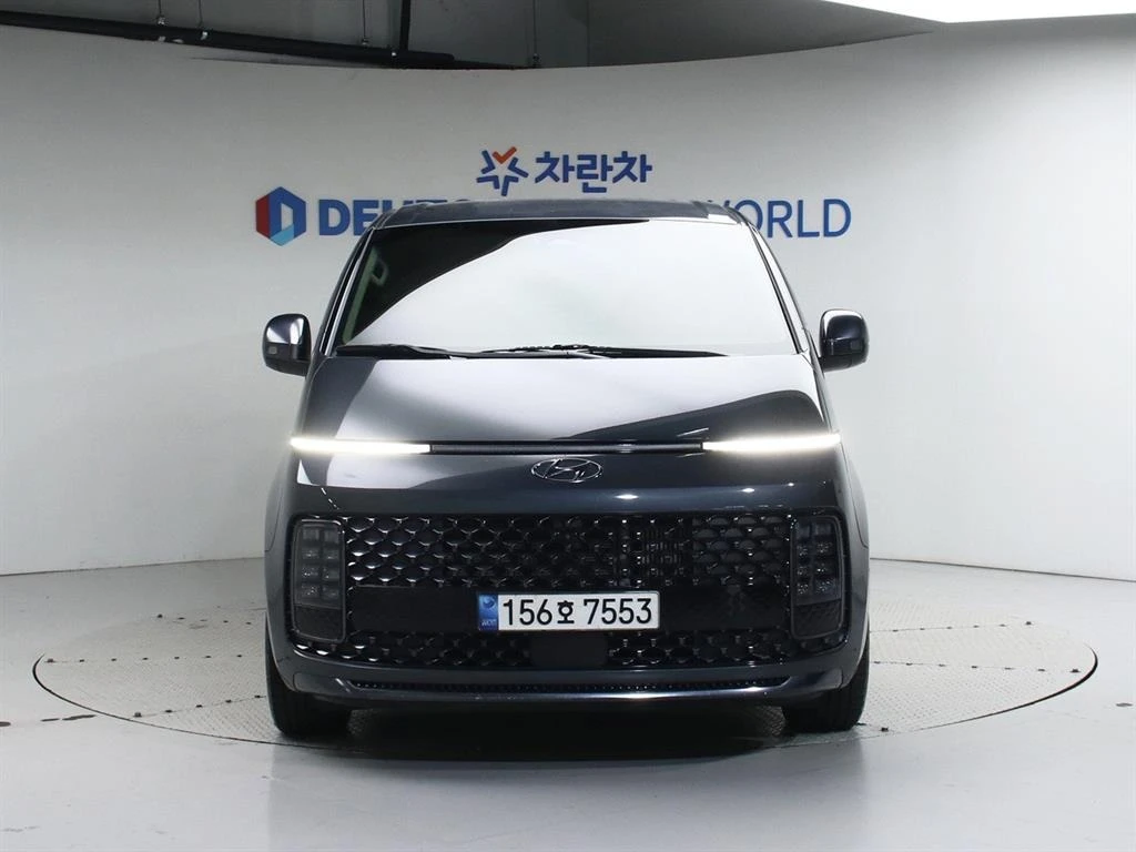 Hyundai Staria Lounge Inspiration | 4WD | 9 места | 360  | Вентил, снимка 3 - Автомобили и джипове - 55826719