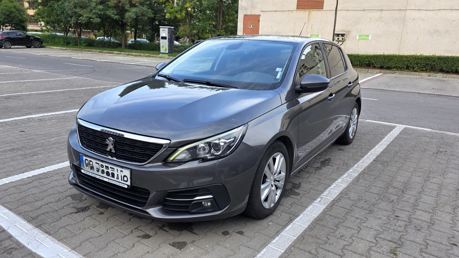 Peugeot 308 1.2 PureTech Active | Пълно сервизно досие в СФА