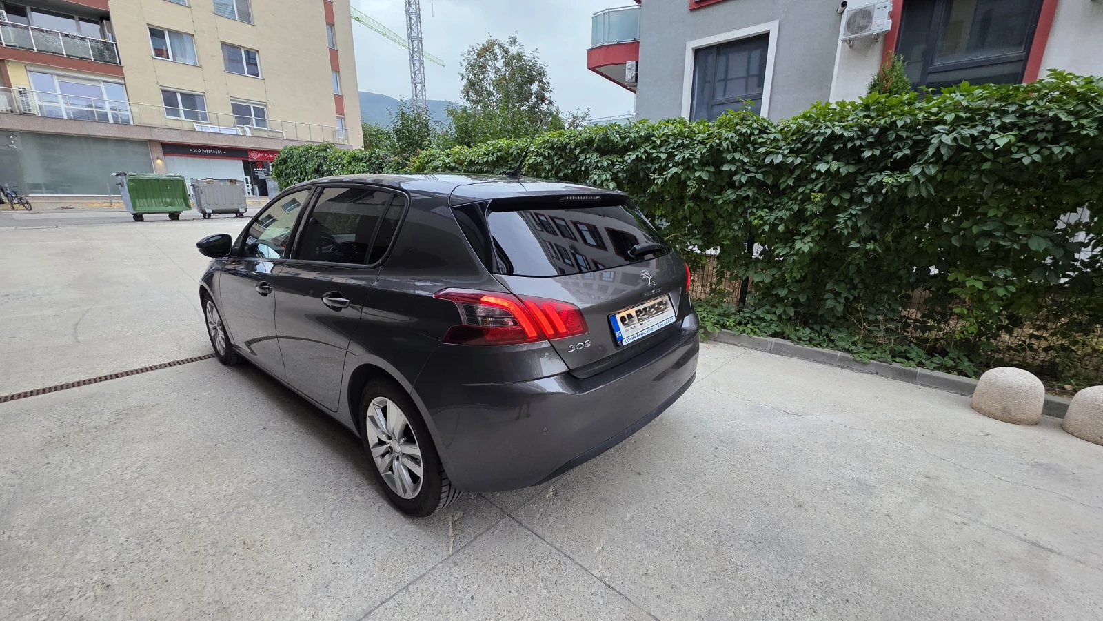 Peugeot 308 1.2 PureTech Active | Пълно сервизно досие в СФА, снимка 7 - Автомобили и джипове - 55879456