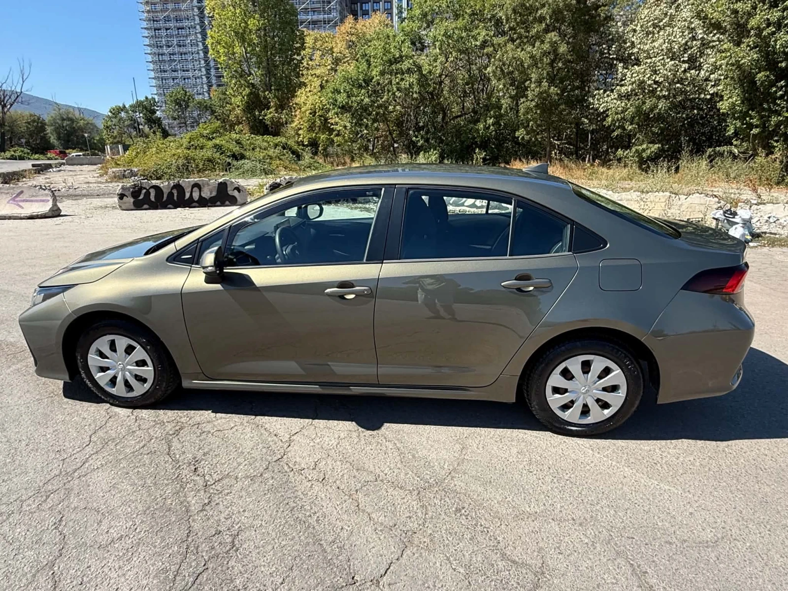 Toyota Corolla, снимка 4 - Автомобили и джипове - 55978354