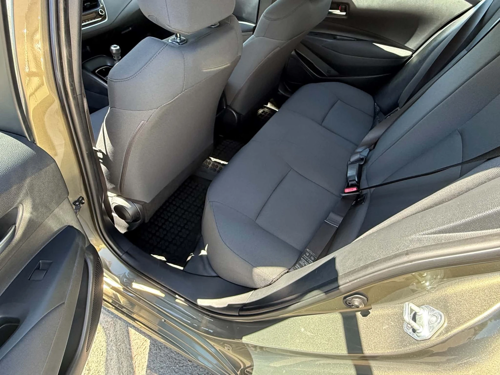 Toyota Corolla, снимка 8 - Автомобили и джипове - 55978354