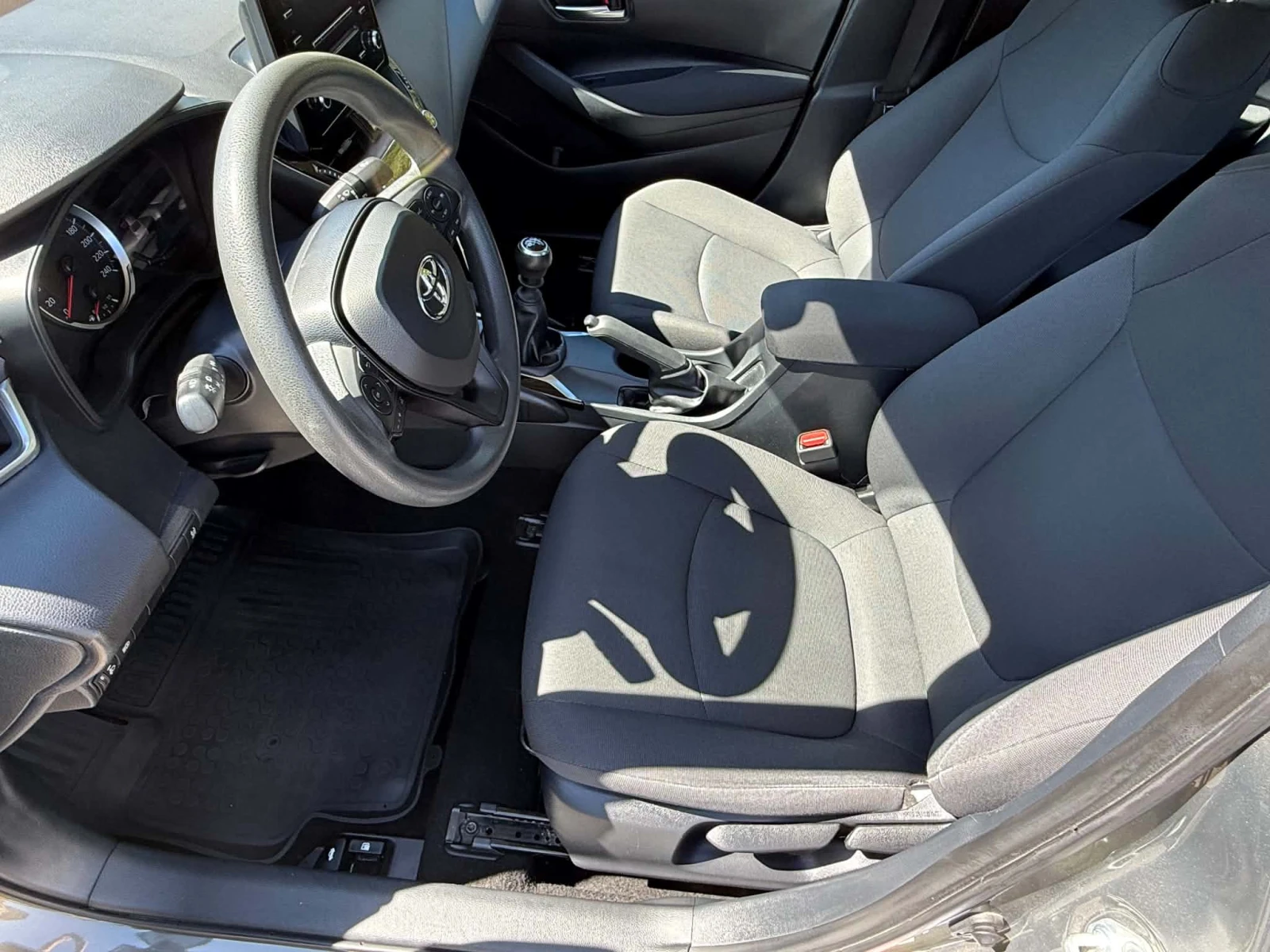 Toyota Corolla, снимка 9 - Автомобили и джипове - 55978354