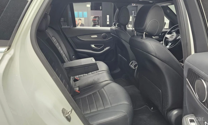 Mercedes-Benz GLC 220, снимка 12 - Автомобили и джипове - 52962173