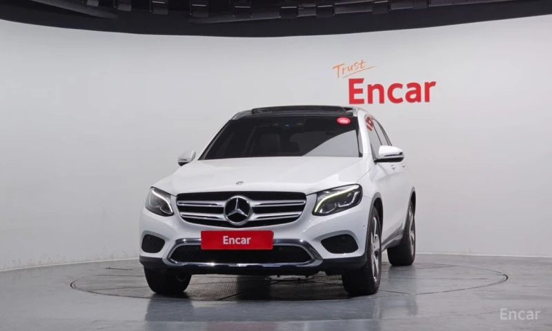 Mercedes-Benz GLC 220, снимка 3 - Автомобили и джипове - 52962173