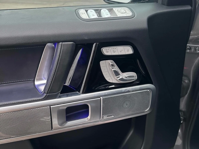 Mercedes-Benz G * AMG 63 * CARFAX * ЦЕНА ДО БГ, снимка 14 - Автомобили и джипове - 53050777