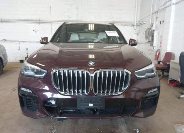 BMW X5 xDrive40i* M-Sport* Harman* Distronic* Хедъп* Пано, снимка 4 - Автомобили и джипове - 48906563