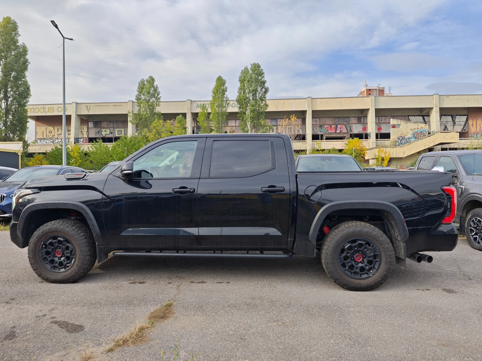 Toyota Tundra TRD PRO Hybrid - изображение 4