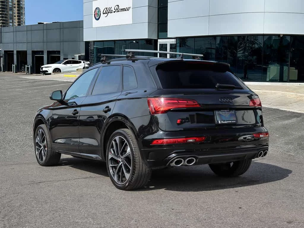 Audi SQ5 * 3.0T Technik quattro 8sp Tiptronic * CARFAX * ЦЕ, снимка 7 - Автомобили и джипове - 53938036