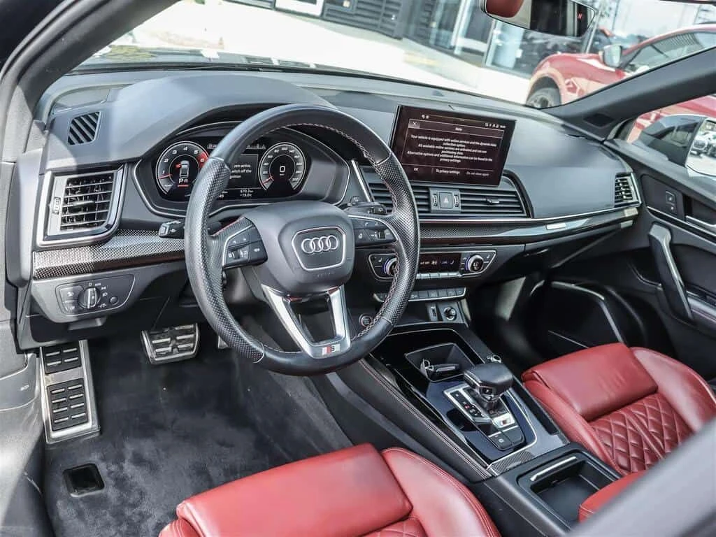 Audi SQ5 * 3.0T Technik quattro 8sp Tiptronic * CARFAX * ЦЕ, снимка 13 - Автомобили и джипове - 53938036
