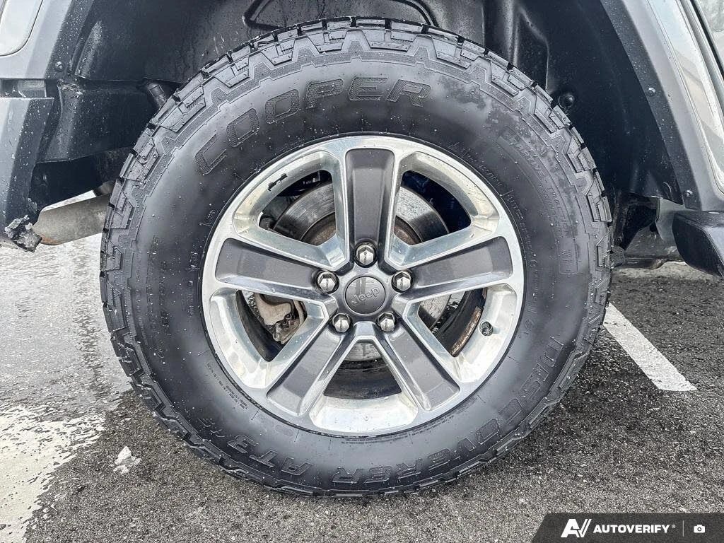 Jeep Wrangler Unlimited* Sahara* 4WD* АвтоКредит* (ЦЕНА ДО БГ)* , снимка 6 - Автомобили и джипове - 54078484