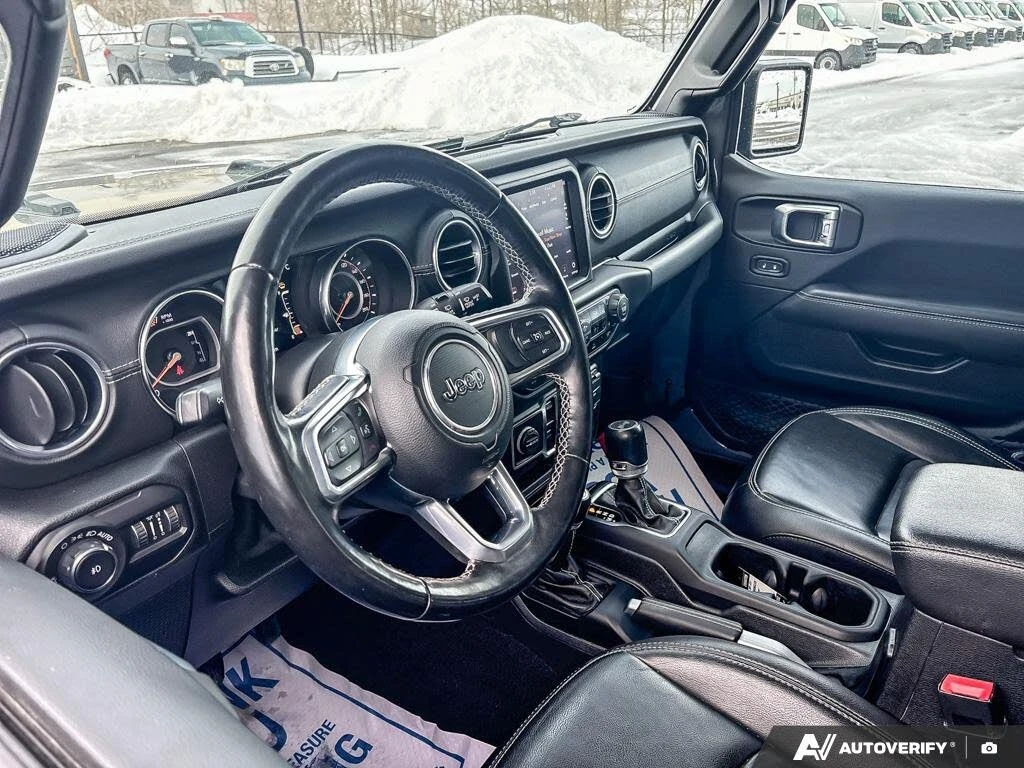 Jeep Wrangler Unlimited* Sahara* 4WD* АвтоКредит* (ЦЕНА ДО БГ)* , снимка 11 - Автомобили и джипове - 54078484