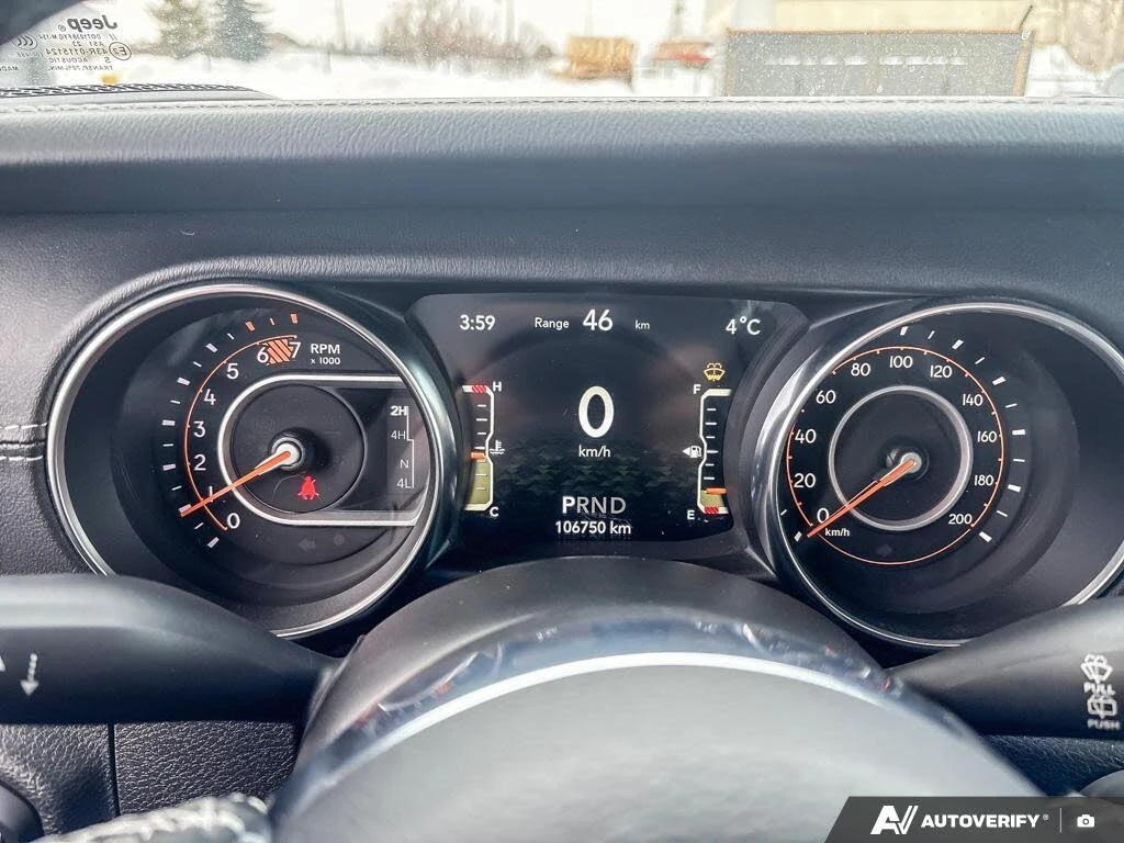 Jeep Wrangler Unlimited* Sahara* 4WD* АвтоКредит* (ЦЕНА ДО БГ)* , снимка 13 - Автомобили и джипове - 54078484