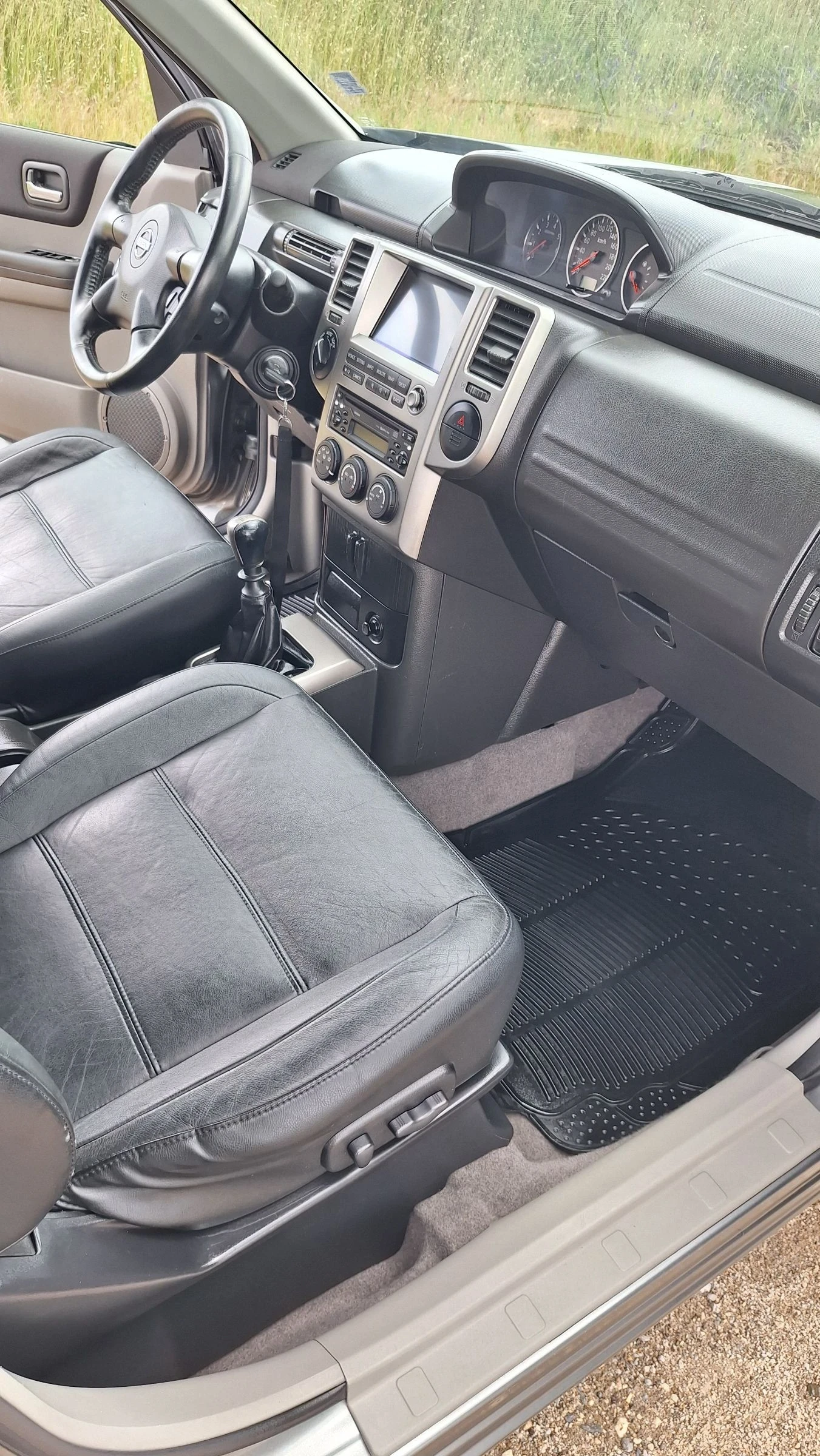 Nissan X-trail T30, снимка 6 - Автомобили и джипове - 54655281