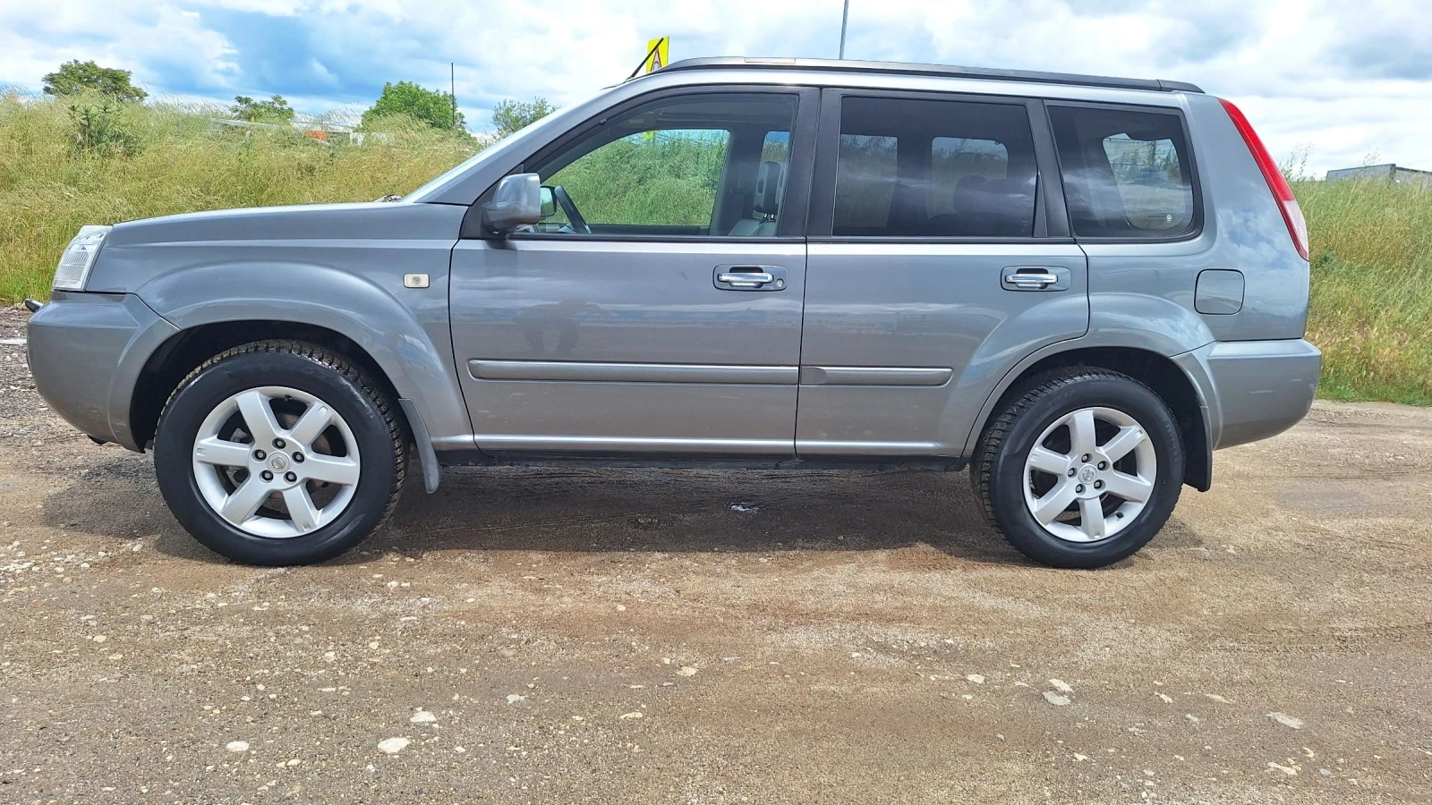 Nissan X-trail T30, снимка 4 - Автомобили и джипове - 54655281