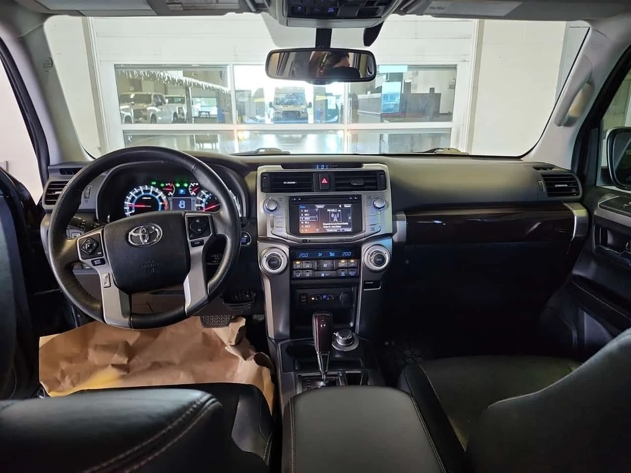 Toyota 4runner  LIMITED / КОЖА / ЦЕНА ДО БЪЛГАРИЯ , снимка 10 - Автомобили и джипове - 55242902