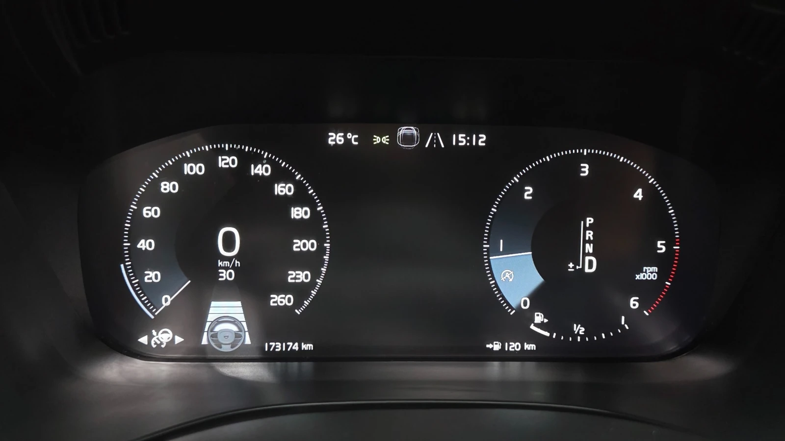 Volvo XC60 D5* Inscription* Navi* Camera* Pano, снимка 8 - Автомобили и джипове - 55283954