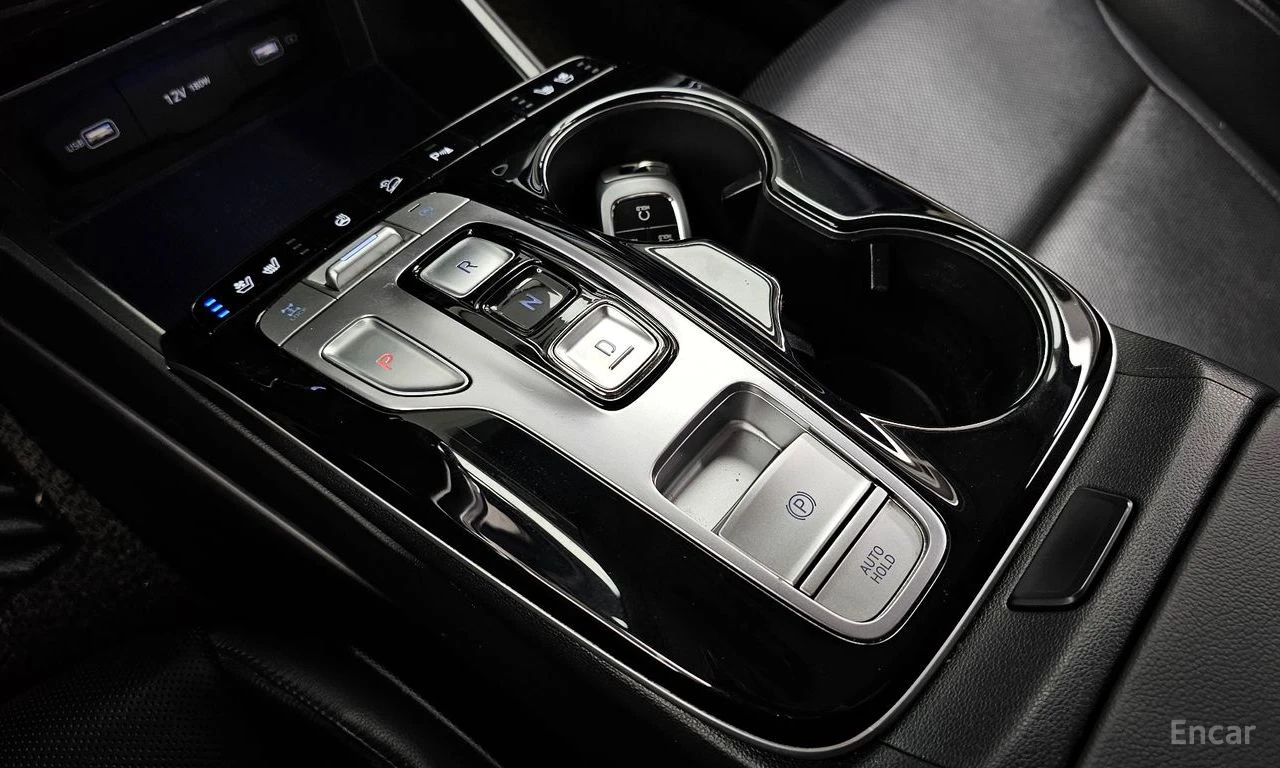 Hyundai Tucson 1.6T Premium* DISTRONIC* ПОДГРЕВ* ОБДУХВАНЕ* , снимка 13 - Автомобили и джипове - 55466460