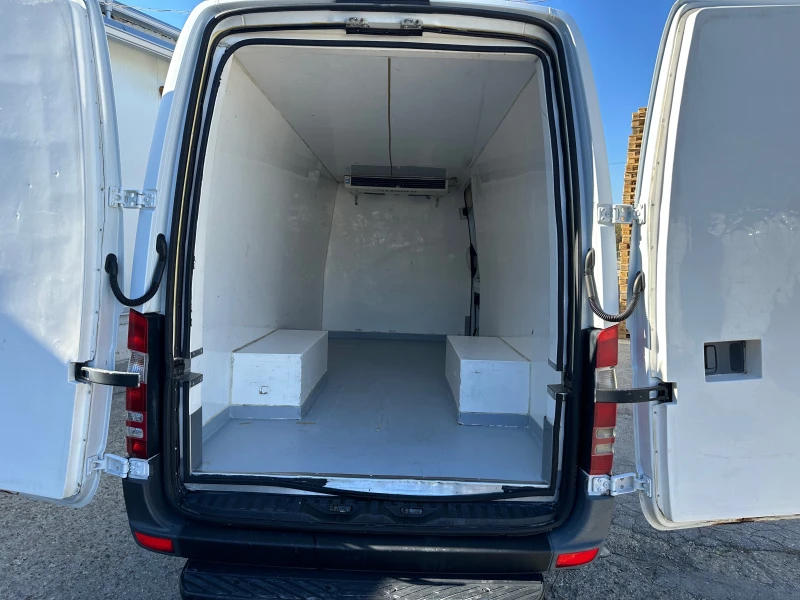 Mercedes-Benz Sprinter 519 V6 3.0куб Хладилен, снимка 6 - Бусове и автобуси - 47655692