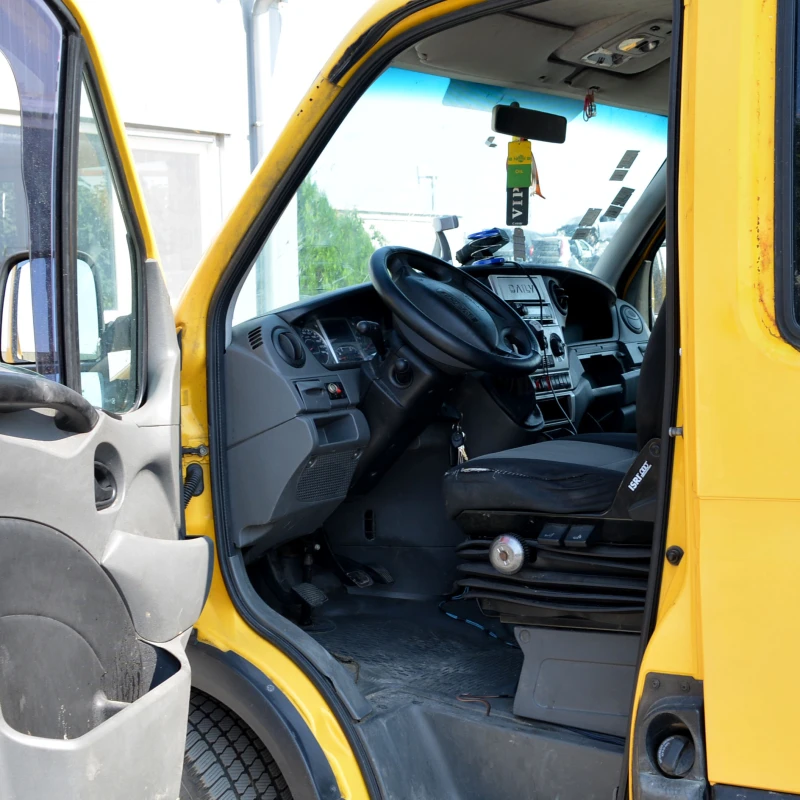 Iveco 35S18 3.0 D, снимка 5 - Бусове и автобуси - 51299777