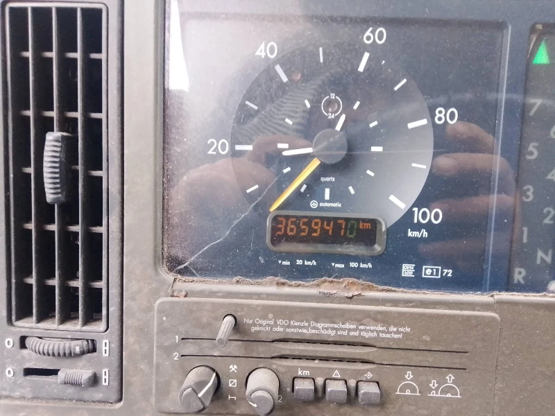 Mercedes-Benz Actros Цистерна, снимка 12 - Камиони - 53272177