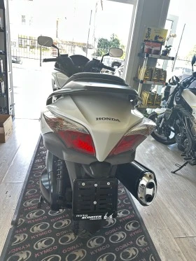Honda Silver Wing 400i 2009г., снимка 13