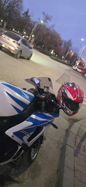 Honda Cbr 1000RR  | Mobile.bg    3