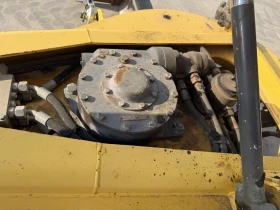 Грейдери Друга NEW HOLLAND F 106.7 A , снимка 6