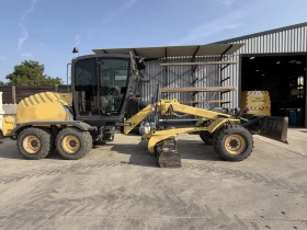 Грейдери Друга NEW HOLLAND F 106.7 A , снимка 3