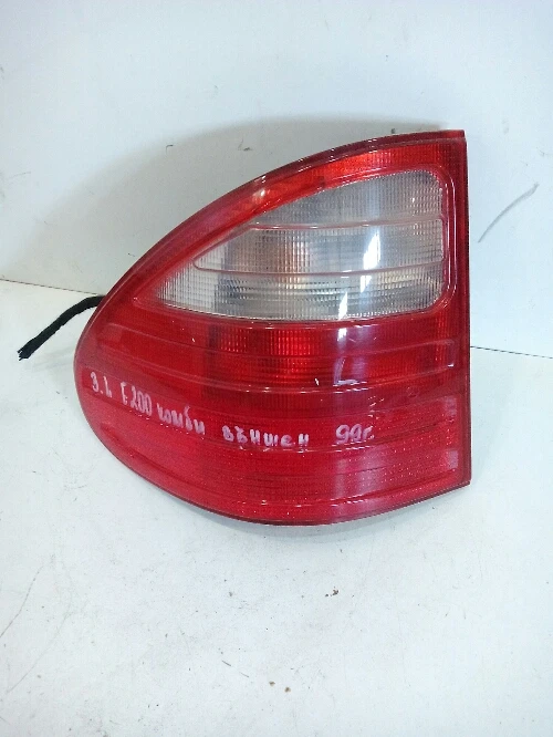 Стоп ляв външен Мерцедес Е200 комби