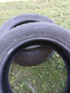 Гуми Зимни 225/55R17, снимка 4