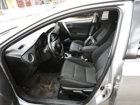 Toyota Auris, снимка 9