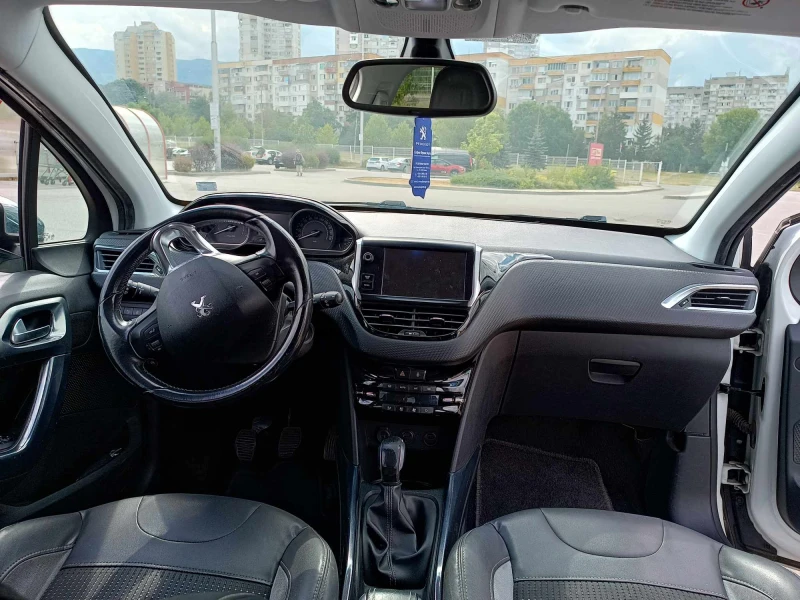 Peugeot 2008, снимка 9 - Автомобили и джипове - 47543341