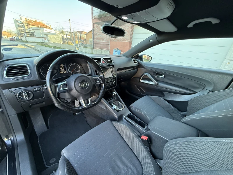 VW Scirocco 2.0TDI-AVTOMAT-NAVI-! ! ! , снимка 9 - Автомобили и джипове - 48412790