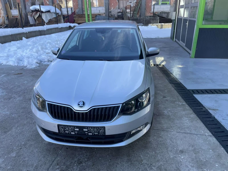 Skoda Fabia TSI* DSG Хечбек, снимка 4 - Автомобили и джипове - 48525005