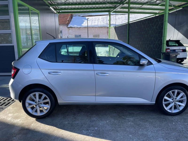 Skoda Fabia TSI* DSG Хечбек, снимка 7 - Автомобили и джипове - 48525005