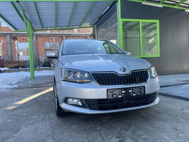 Skoda Fabia TSI* DSG Хечбек, снимка 10 - Автомобили и джипове - 48525005