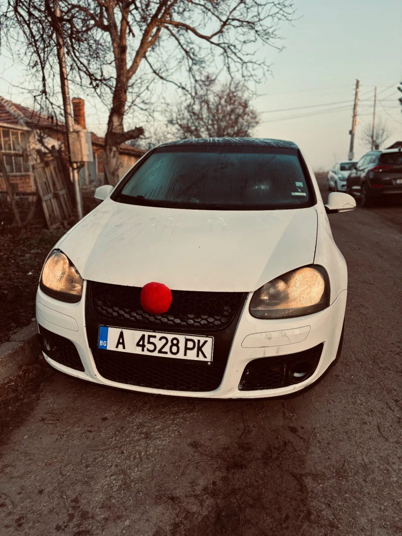 VW Golf, снимка 1 - Автомобили и джипове - 48909321