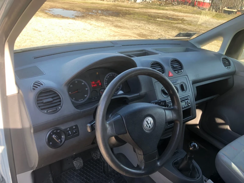 VW Caddy KLIMATIK, снимка 13 - Автомобили и джипове - 49361856