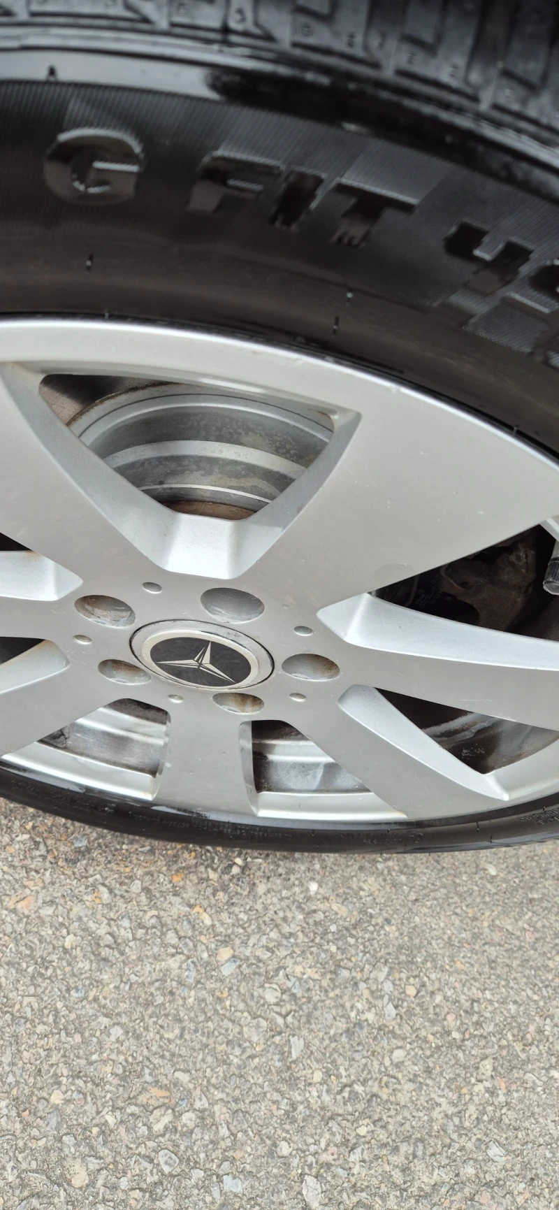 Mercedes-Benz C 220 220CDI/PERFEKRNA/ОБСЛУЖЕНА , снимка 14 - Автомобили и джипове - 52199581